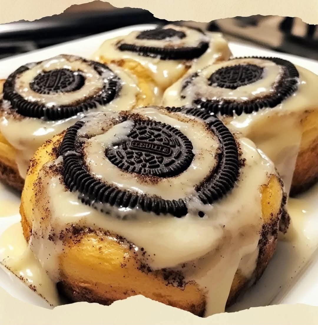 Oreo Stuffed Cinnamon Rolls