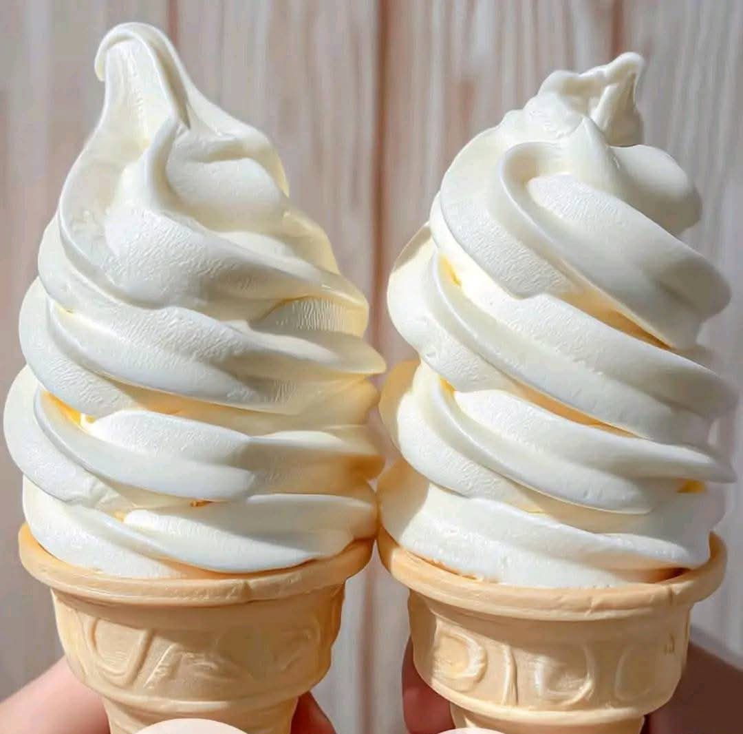 Homemade Vanilla Ice Cream (No-Churn!) – Creamy, Dreamy & Effortless