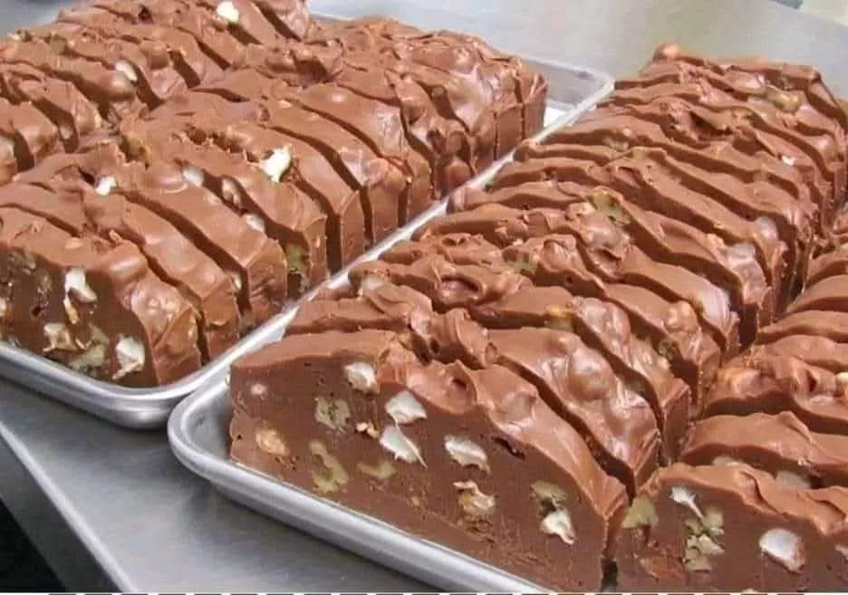 Toll House Famous Fudge: The Rich, Creamy Classic That Never Goes Out of Style