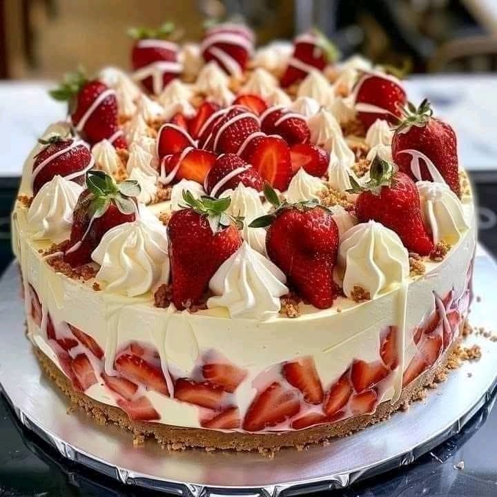 White Chocolate Strawberry Cheesecake: A Decadent Dessert Worth Every Bite