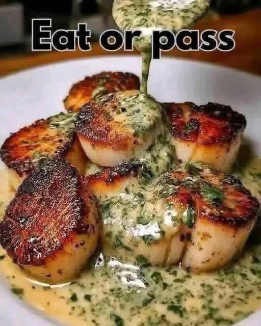 Sizzling Scallops with Zesty Lime